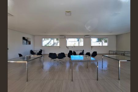 Apartamento para alugar com 44m², 2 quartos e 1 vaga Apartamento para alugar com 44m², 2 quartos e 1 vagaÁrea comum - Salão de festas