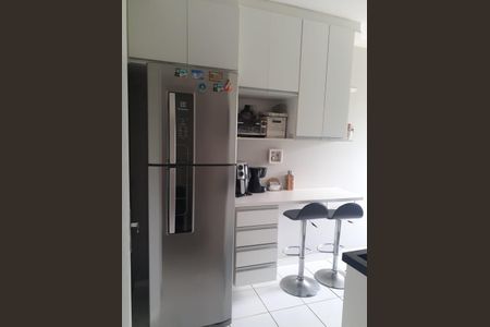 Cozinha de apartamento para alugar com 2 quartos, 50m² em Jardim Myrian Moreira da Costa, Campinas