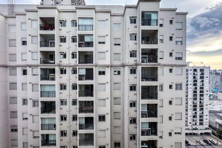 Apartamento à venda com 55m², 2 quartos e 1 vaga Apartamento à venda com 55m², 2 quartos e 1 vagaVista