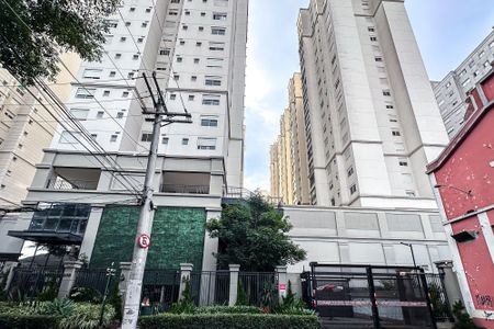 Apartamento à venda com 55m², 2 quartos e 1 vaga Apartamento à venda com 55m², 2 quartos e 1 vagaFachada