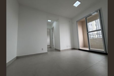 Apartamento para alugar com 45m², 2 quartos e 1 vagaSala