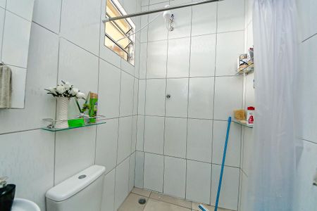 Casa à venda com 125m², 3 quartos e sem vagaBanheiro social