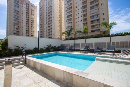 Apartamento à venda com 79m², 2 quartos e 2 vagasÁrea comum - Piscina