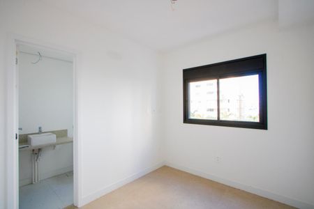 Apartamento à venda com 79m², 2 quartos e 2 vagasQuarto 2 - Suíte