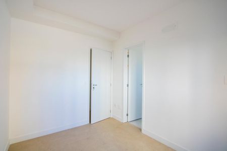 Apartamento à venda com 79m², 2 quartos e 2 vagasQuarto 2 - Suíte