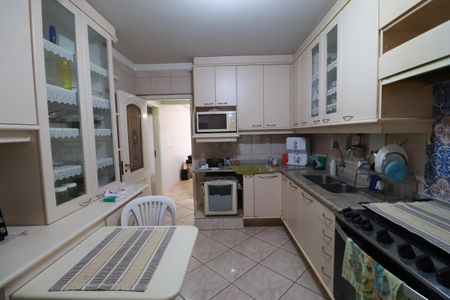 Apartamento para alugar com 133m², 3 quartos e 2 vagasCozinha 
