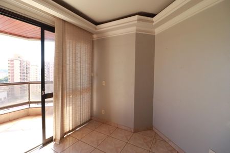 Sala de apartamento para alugar com 3 quartos, 133m² em Vila Seixas, Ribeirão Preto