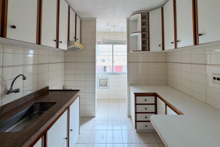 Apartamento para alugar com 70m², 2 quartos e 1 vagaCozinha