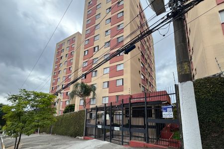 Apartamento para alugar com 70m², 2 quartos e 1 vagaFachada