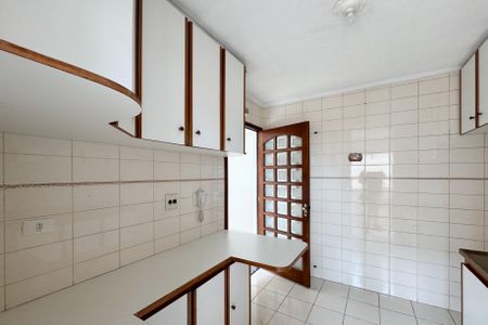 Apartamento para alugar com 70m², 2 quartos e 1 vagaCozinha 