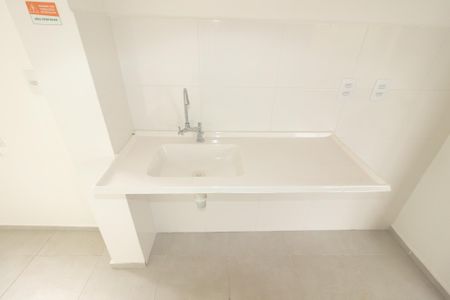Apartamento para alugar com 43m², 2 quartos e sem vaga Apartamento para alugar com 43m², 2 quartos e sem vagaCozinha e Área de Serviço