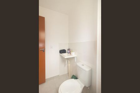 Apartamento para alugar com 43m², 2 quartos e sem vaga Apartamento para alugar com 43m², 2 quartos e sem vagaBanheiro