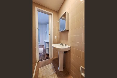 Apartamento para alugar com 200m², 3 quartos e 1 vagaBanheiro da Suíte 1