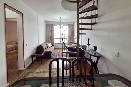 Apartamento para alugar com 200m², 3 quartos e 1 vagaSala