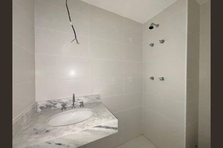 Apartamento à venda com 23m², 1 quarto e sem vagaBanheiro 