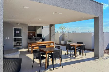 Apartamento à venda com 34m², 2 quartos e sem vaga Apartamento à venda com 34m², 2 quartos e sem vagaRooftop