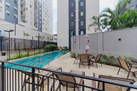 Apartamento à venda com 34m², 2 quartos e sem vaga Apartamento à venda com 34m², 2 quartos e sem vagaÁrea comum - Piscina
