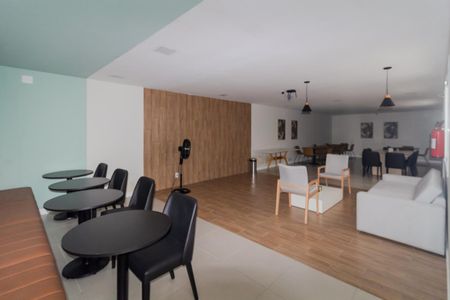 Apartamento à venda com 34m², 2 quartos e sem vaga Apartamento à venda com 34m², 2 quartos e sem vagaÁrea comum - Salão de festas
