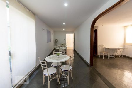 Apartamento para alugar com 70m², 3 quartos e 1 vagaÁrea comum - Salão de festas