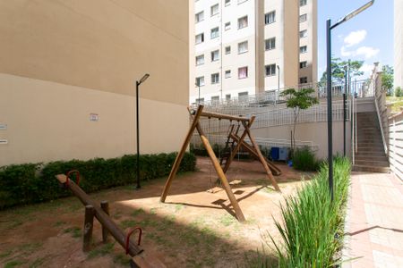 Apartamento para alugar com 44m², 2 quartos e sem vagaÁrea comum - Playground