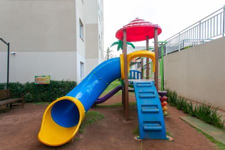 Apartamento para alugar com 44m², 2 quartos e sem vagaÁrea comum - Playground