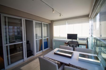 Apartamento à venda com 58m², 2 quartos e 1 vagaVaranda