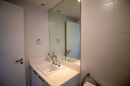 Apartamento à venda com 58m², 2 quartos e 1 vagaBanheiro da Suíte