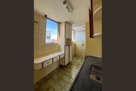 Apartamento à venda com 55m², 2 quartos e 1 vagaCozinha
