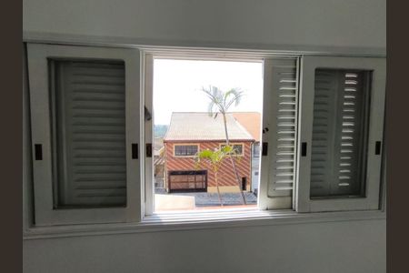 DORMITORIO de casa à venda com 4 quartos, 166m² em Km 18, Osasco