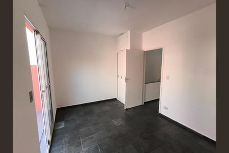 DORMITORIO de casa à venda com 4 quartos, 166m² em Km 18, Osasco