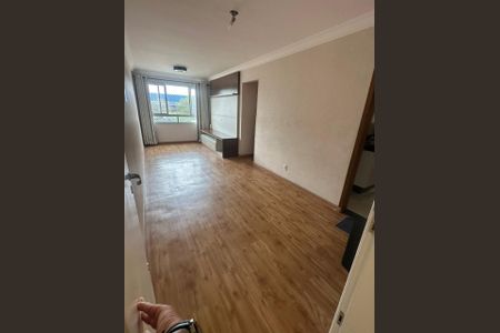 Apartamento para alugar com 62m², 3 quartos e 1 vagaSala