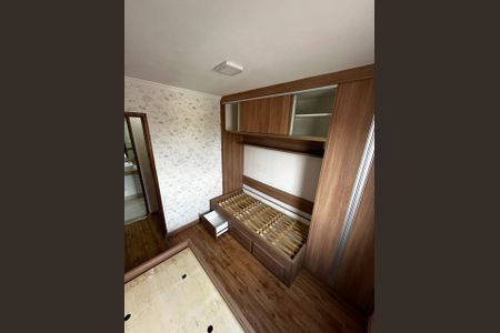 Quarto de apartamento para alugar com 3 quartos, 62m² em Jardim Utinga, Santo André