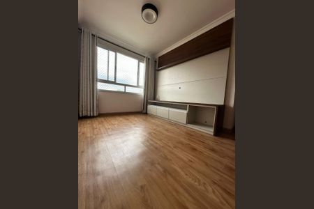 Sala de apartamento para alugar com 3 quartos, 62m² em Jardim Utinga, Santo André