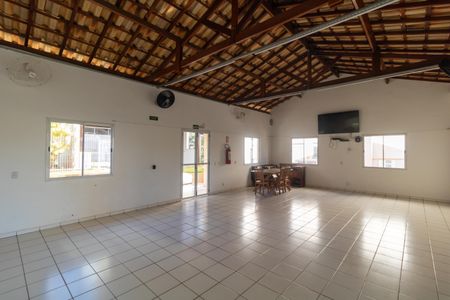 Apartamento para alugar com 45m², 2 quartos e 1 vagaÁrea comum - Salão de festas