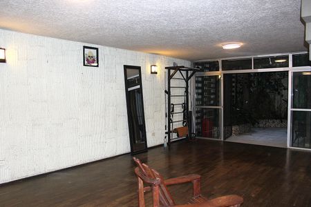 Casa à venda com 342m², 3 quartos e 2 vagasSalão 