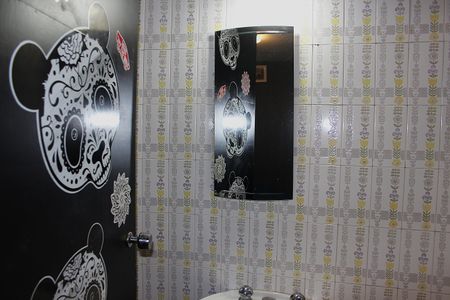 Casa à venda com 342m², 3 quartos e 2 vagasDormitório - Suíte 2