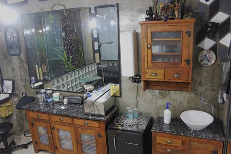 Casa à venda com 342m², 3 quartos e 2 vagasEstúdio