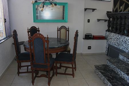 Casa à venda com 342m², 3 quartos e 2 vagasSala de Jantar