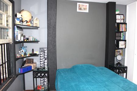 Casa à venda com 342m², 3 quartos e 2 vagasDormitório - Suíte 2