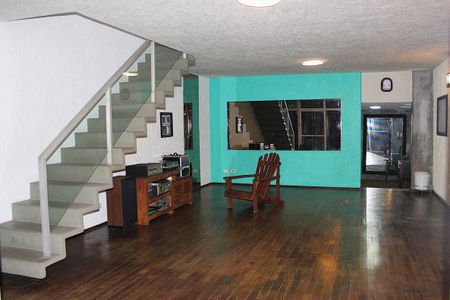 Casa à venda com 342m², 3 quartos e 2 vagasSalão 