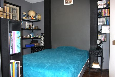 Casa à venda com 342m², 3 quartos e 2 vagasDormitório - Suíte 2