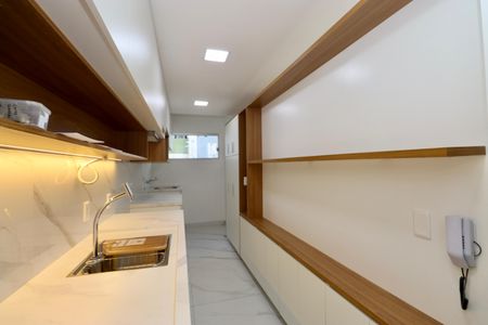 Apartamento para alugar com 64m², 3 quartos e 2 vagasCozinha