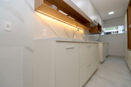 Apartamento para alugar com 64m², 3 quartos e 2 vagasCozinha