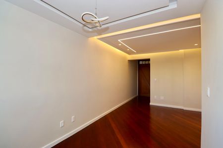 Sala de apartamento para alugar com 3 quartos, 64m² em Saboeiro, Salvador