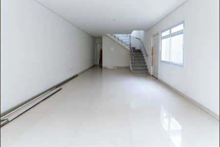 Casa à venda com 130m², 3 quartos e 2 vagasFoto 05