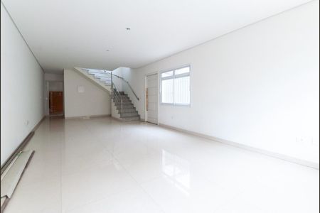 Casa à venda com 130m², 3 quartos e 2 vagasFoto 04