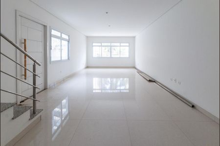 Foto 02 de casa à venda com 3 quartos, 130m² em São Judas, São Paulo