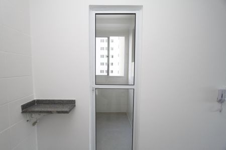 Apartamento para alugar com 68m², 3 quartos e 1 vagaÁrea de Serviço