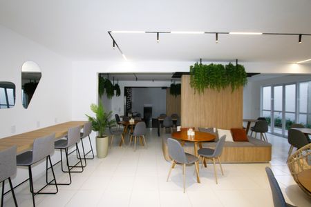 Apartamento para alugar com 68m², 3 quartos e 1 vagaÁrea comum - Salão de festas