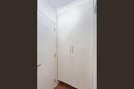 Apartamento para alugar com 59m², 2 quartos e 1 vaga Apartamento para alugar com 59m², 2 quartos e 1 vagaBanheiro da Suíte